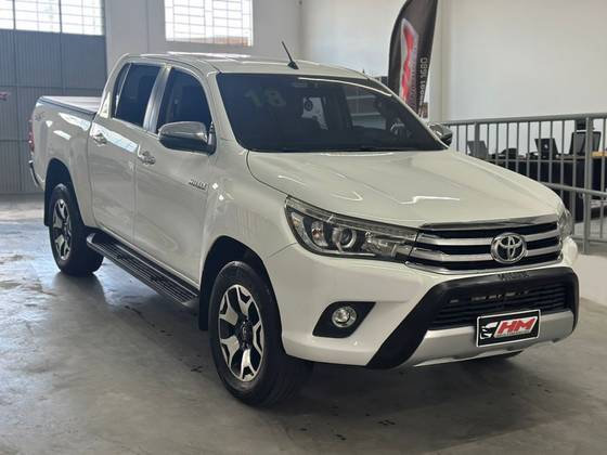 TOYOTA HILUX 2.8 SRX 4X4 CD 16V DIESEL 4P AUTOMÁTICO